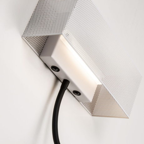 Настенный светильник  белого цвета с поворотным плафоном, выключателем 9W 4000К от GETOGAZOV FAMILY