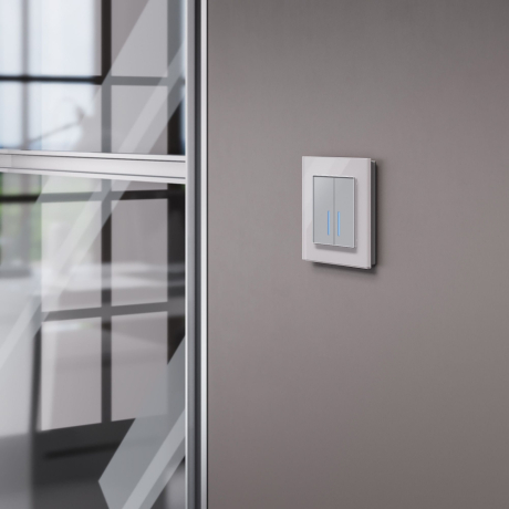 Выключатель сенсорый двухклавишный с подсветкой и функцией Wi-Fi, без рамки Werkel серебряный W4520606