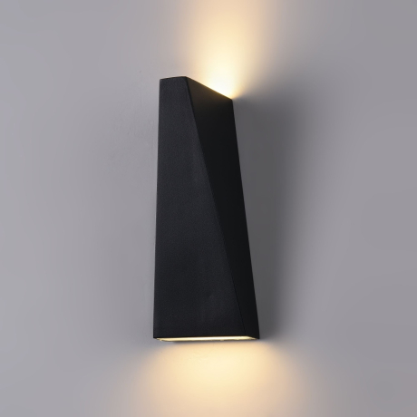 O580WL-L6B Настенный уличный светильник Maytoni Times Square