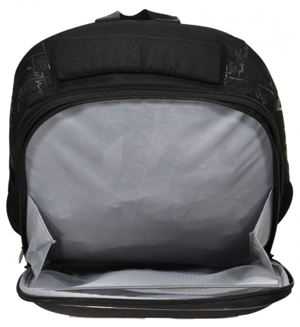 Нарушена упаковка! <712395> Рюкзак Schoolformat ERGONOMIC LIGHT КОМИКС АНИМЕ 21 л черн. 38х29х19 жестк. каркас 2 отд. молния держатель для карточек брелок кармашки РЮКЖКМБ-КА (247696)