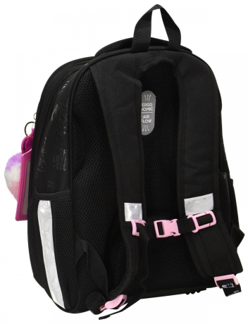 Нарушена упаковка! <712395> Рюкзак Schoolformat ERGONOMIC LIGHT КОМИКС АНИМЕ 21 л черн. 38х29х19 жестк. каркас 2 отд. молния держатель для карточек брелок кармашки РЮКЖКМБ-КА (247696)