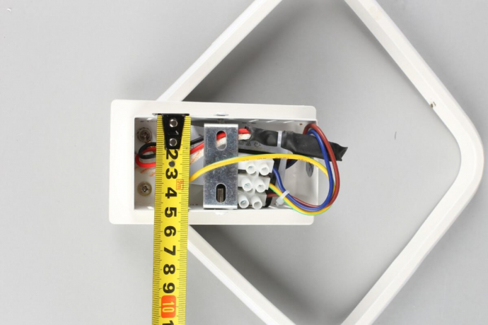 OML-02901-12 Настенный светильник Omnilux Aversa