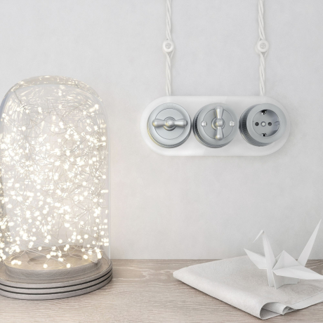 Рамка на 3 поста (Белый) Favorit Runda Werkel WL21-frame-03