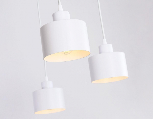 Подвесная люстра Ambrella Light TR TR8131