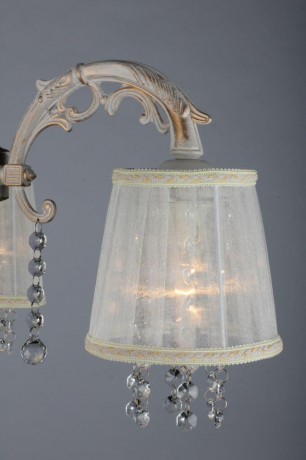 Люстра с поддержкой Маруси потолочная Omnilux OML-30007-03-M