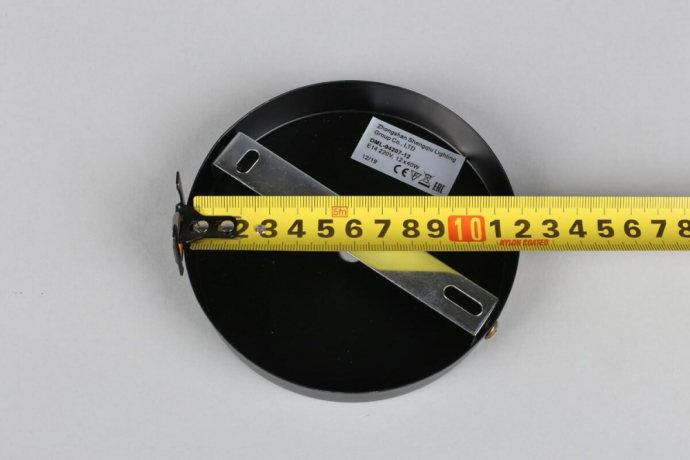 Люстра с поддержкой Алисы На штанге Omnilux OML-94207-12-A