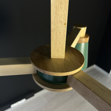 Люстра на штанге Imperiumloft Prop White prop01